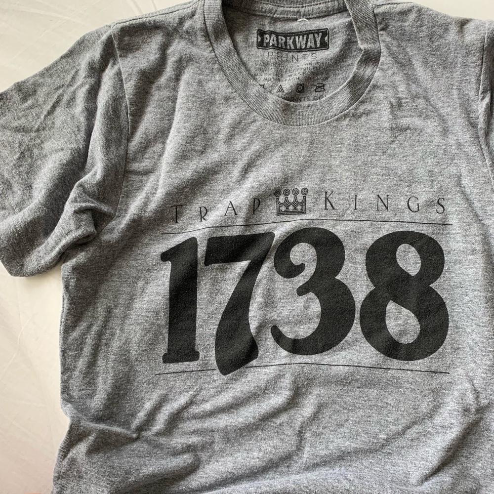 RARE 1738 - Trap Kings Royals T shirt